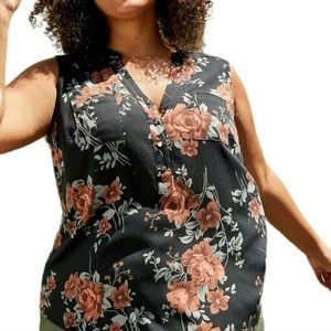NEW Torrid Harper Tank Floral Stretch Sleeveless Chest Pockets 3 Button Top 4